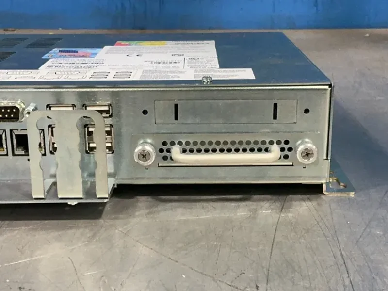 NEMATRON INDUSTRIAL PC  -  NPC3-7410UA00 / NPC300-I7-4GB-HD-W7U