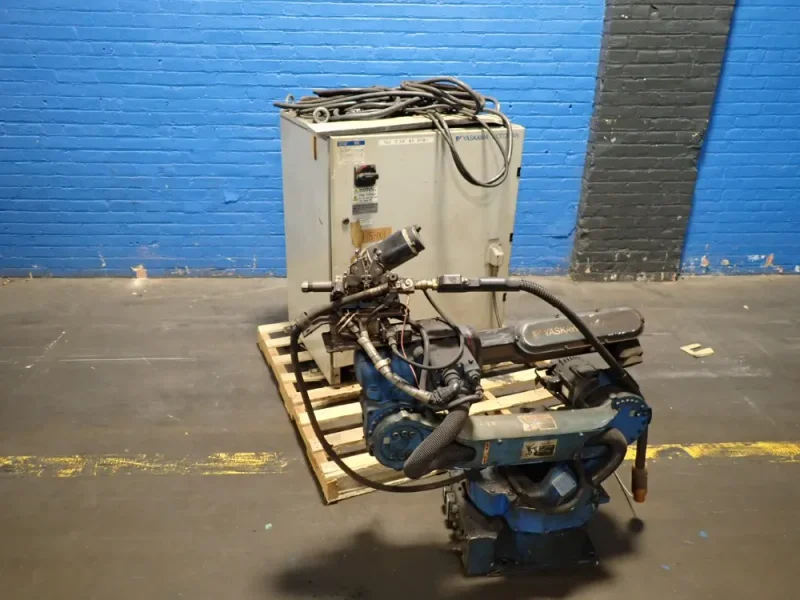 MOTOMAN / YASKAWA ELECTRIC 2.0KVA ROBOT  -  MH6
