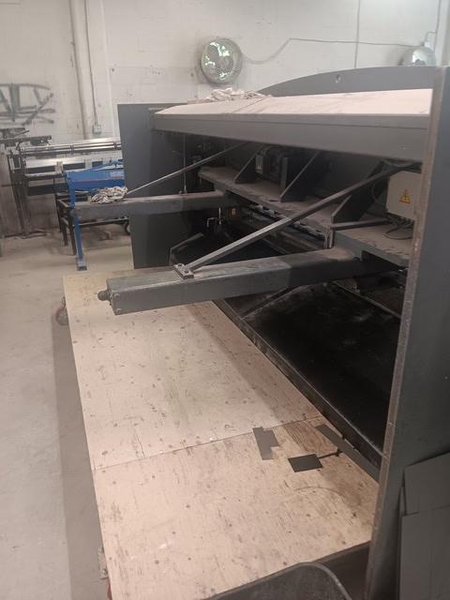 Haco TS 3008 5/16″ x 10′ Hydraulic Power Squaring Shear, 2005