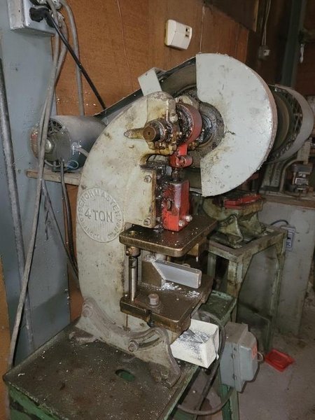 4 TON BENCHMASTER PRESS: STOCK #18287
