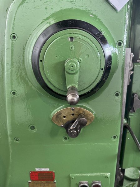 CINCINNATI #2ML HORIZONTAL MILLING MACHINE. STOCK # 0552025.