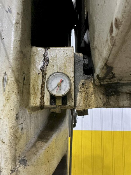 BLISS MODEL #28 OBI STAMPING PRESS: YOBRO 24901