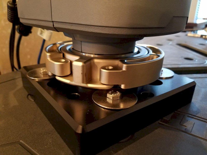 FARO QuantumE V2 2.5m 7-Axis Arm with PRIZM LLP HD and 8-Axis Rotary Table – 2021 System, Full Accessories