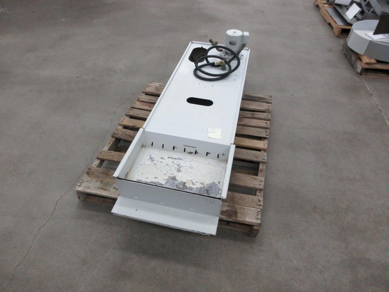 Used Haas Older Style 35 Gallon Coolant Tank with Gray Mills Low Pressure Coolant Pump