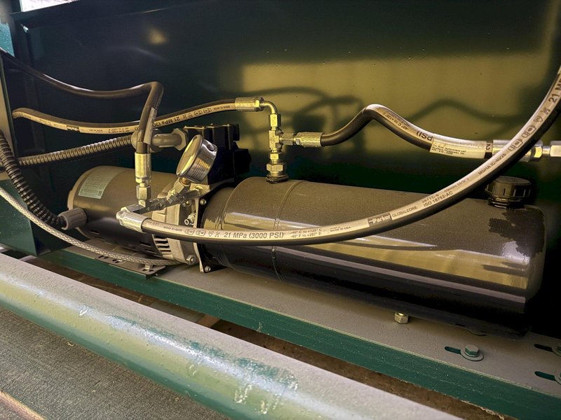 52" X 16 GAUGE NATIONAL MODEL #52-H HYDRAULIC POWER SHEAR, NEW ON SKID: YOBRO #24673