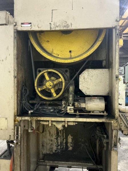66 TON KOMATSU MODEL #OBS60-3 GAP FRAME PRESS 6.3" STROKE &amp; 6" SONORUKA COIL FEED LINE: YOBRO #25937