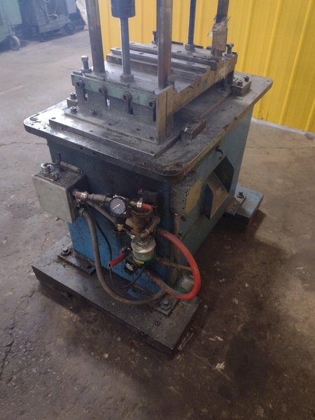 12 TON PNEU POWR PNEUMATIC AIR CUT OFF PRESS: STOCK #15083