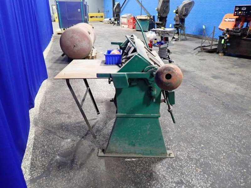 TENNSMITH 12 GA. MANUAL BOX AND PAN BRAKE  -  HBU4812