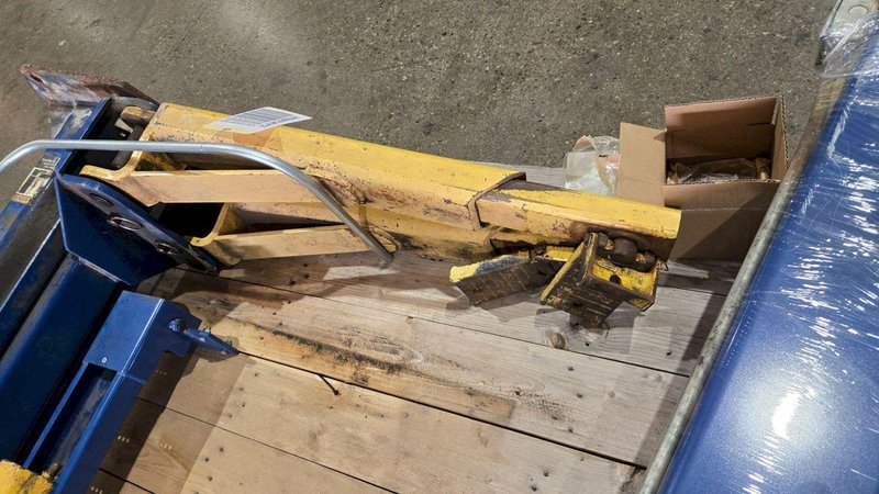 ROTARY 2-Post Vehicle Lift USED