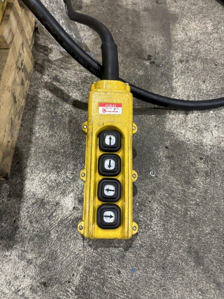 10,000 LBS STRILICH MODEL 525 UPENDER COIL FLIPPER WITH POWER ROTATION: STOCK #22713