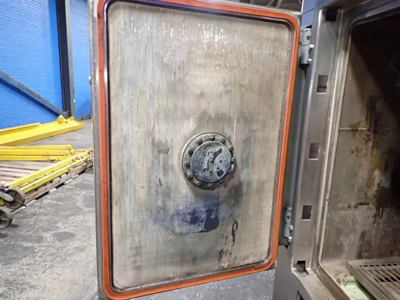 CONSOLIDATED STILLS &amp; STERILIZERS VACUUM STEAM STERILIZER