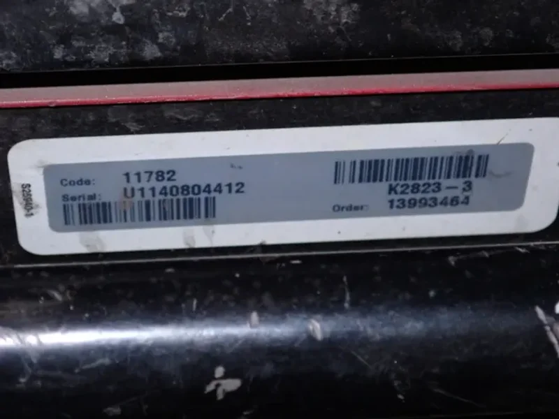LINCOLN 350 AMP WELDER  -  POWER WAVE S350