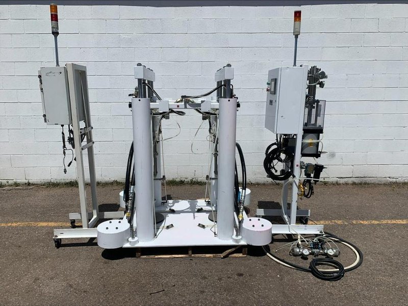 Graco Fluid Automation Meter Mix Silicone Metering Mixing Systems 633-620 and SR-657