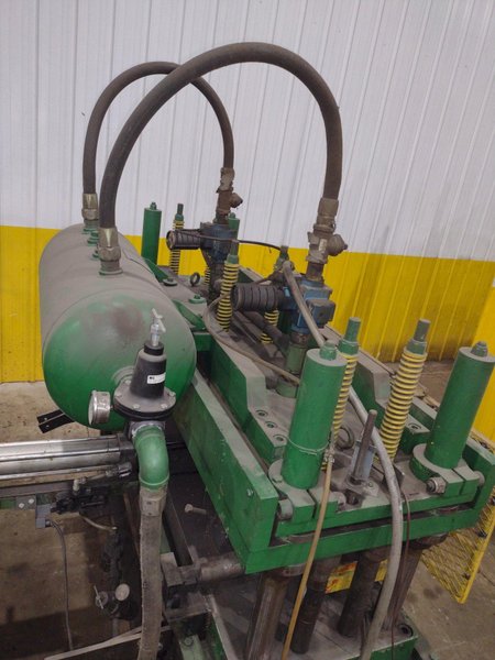 36" HI-RIB AG PANEL LINE: 14 STAND BRADBURY MODEL M2.548-14 ROLLFORMER &amp; AIRAM CUTOFF PRESS: YOBRO #26013