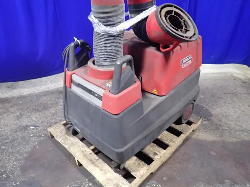 LINCOLN ELECTRIC FUME EXTRACTOR   -  MOBLFLEX 200-MCFL