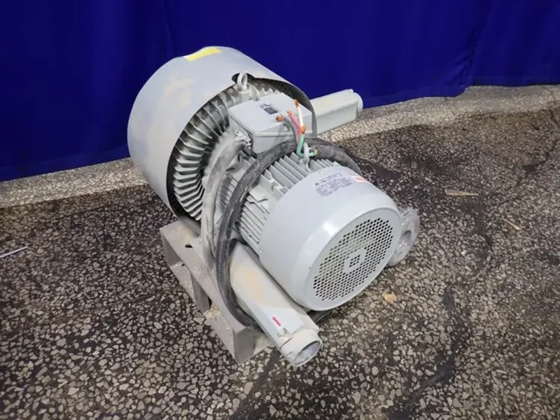 REPUBLIC BLOWER SYSTEMS 11 KW BLOWER  -  HRB1102