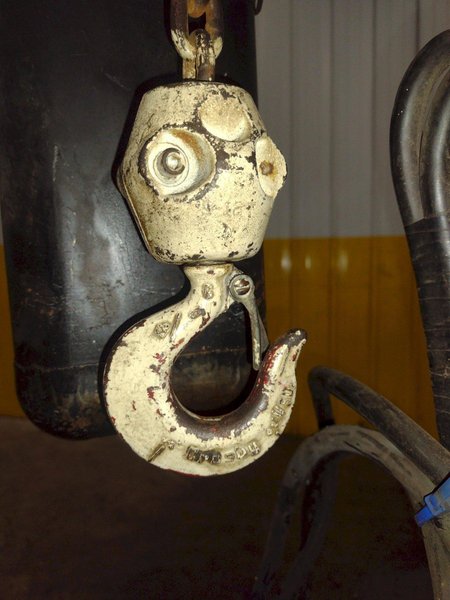 1 TON COFFING HOIST: STOCK #22474