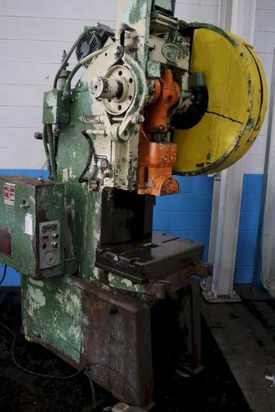35 TON DANLY OBI FLYWHEEL PRESS: STOCK #75432
