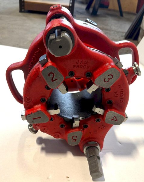 Ridgid Geared Pipe Threader No. 141, 2-1/2" - 4" Capacity Pipe &amp; Conduit