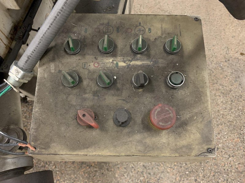 14&quot; x 40&quot; KNUTH Hydraulic Surface Grinder Model HFS 40100, S/N 2365.