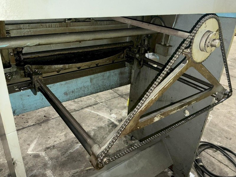 40"  x 12 GA LODGE &amp; SHIPLEY MODEL #2CT40 MECHANICAL POWER SHEAR: YOBRO #25139
