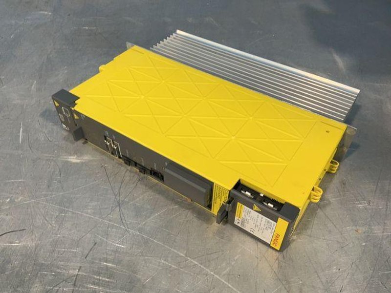 FANUC 19 AMPS AI5V 80 SERVO AMPLIFIER   -  A06B-6117-H105