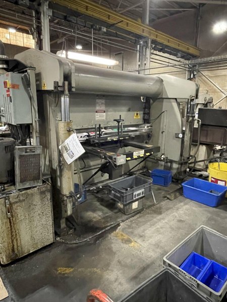 175 TON ACCURPRESS PRESS BRAKE: YOBRO #25744