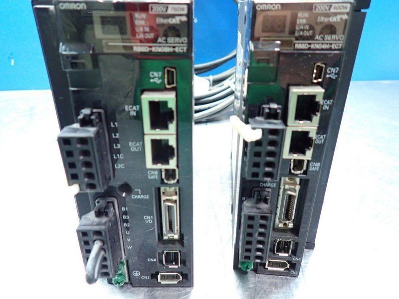 OMRON ACCURAX LINEAR MOTOR PICK &amp; PLACE SYSTEM  -  R88L-ES-PM-C110-B300-0001