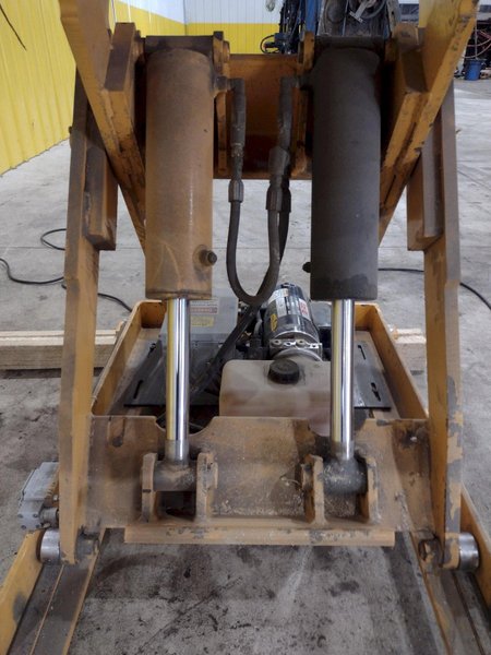 54" X 43.5" 4000 LB ECONO LIFT MODEL #SL36-40 HYDRAULIC DOUBLE ROLLER TOP STYLE LIFT TABLE, 110V: STOCK #20955