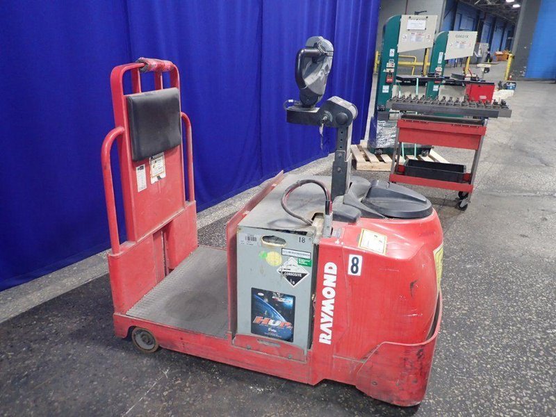 RAYMOND ELECTRIC TOW TRACTOR  -  8600