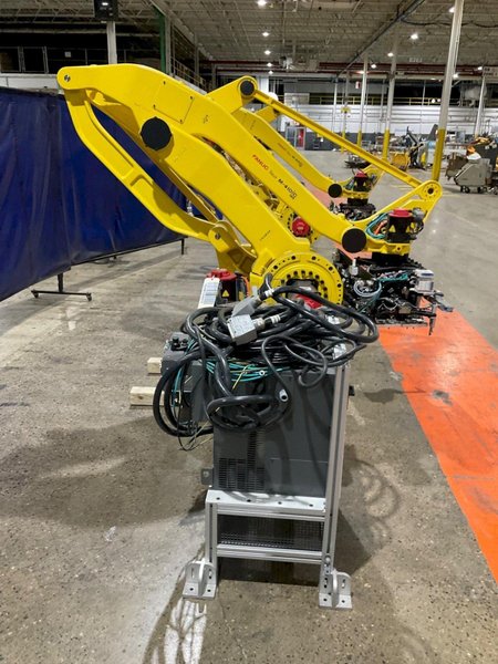 FANUC M-410IC/185 ROBOT W R-30IB PLUS CONTROLLER USED