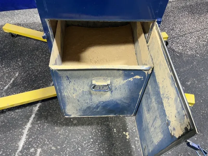 DONALDSON 18” X 23” X 18” DUST COLLECTOR  -  19