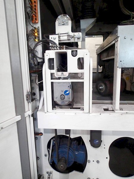 Lissmac Steelmaster SMD 335 REE-S Deburring Edge Rounding Finishing Grinder, 2022 – 53″ Width, Vacuum Table, 3 Aggregate, Conveyor Brush