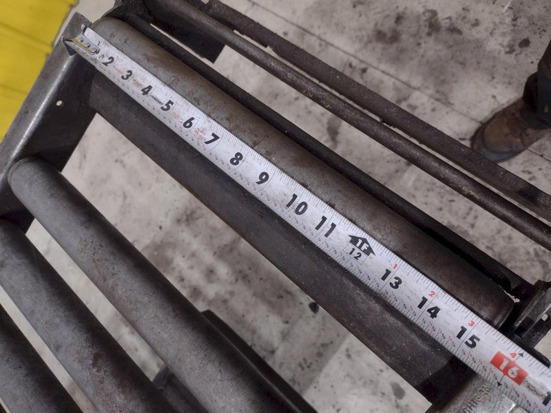 120&quot; LONG X 16&quot; WIDE X 39&quot; ROLLER CONVEYOR: STOCK #21840