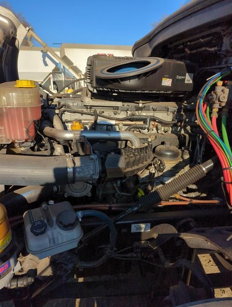 2019 Freightliner Cascadia 126 3AKJHHDR8KSKD2117