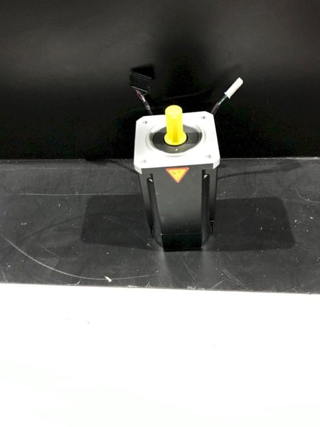 KOLLMORGEN AKM42S-CSSN2-02 SERVO AND SPINDLE MOTORS USED