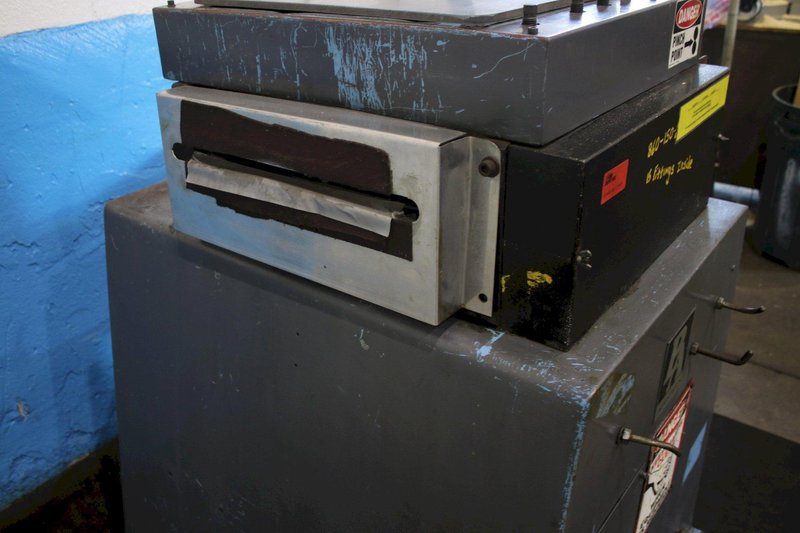 PA INDUSTRIES STRAIGHTENER: STOCK #75686