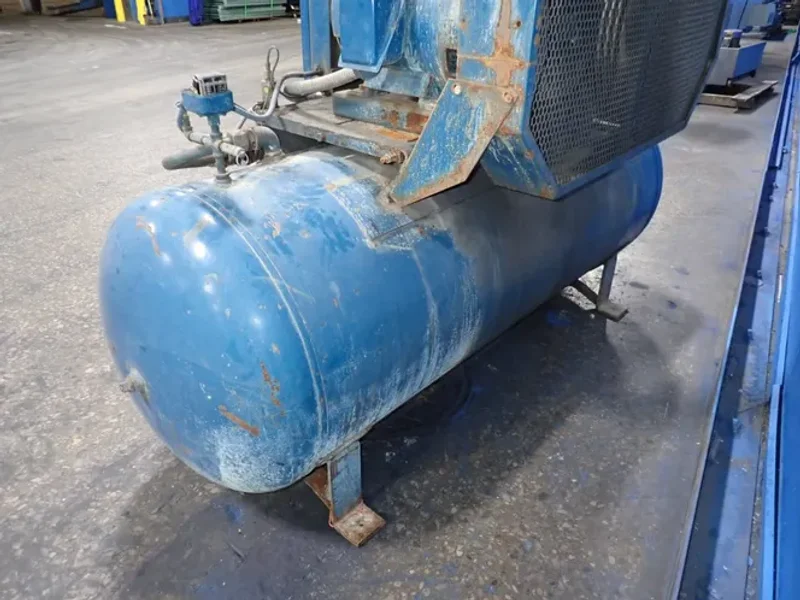 CURTIS MANUFACTURING 25 HP AIR COMPRESSOR