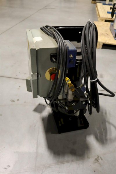 Wilson Tool 972583 Hydraulic Pump Unit .75 Quart Capacity DTE Oil- Auction Item