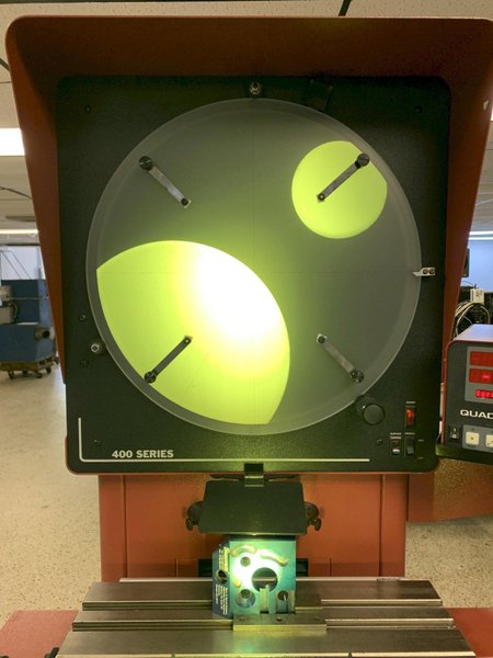 16&quot; STARRETT Model HB400 Horizontal Bench Top Optical Comparator, S/N 51293.