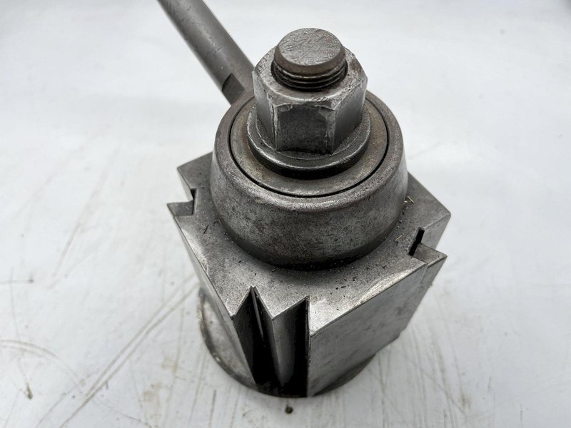 ALORIS TOOL POST [USED] STOCK #15972