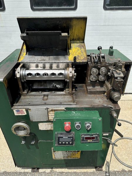 Lewis Machine Co 2SHV Straightening &amp; Cutting Machine