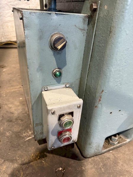 15" X 40" KEIYO-SEKI KG-1000 GAP BED LATHE. STOCK #1215125