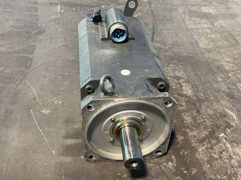 SIEMENS 2000RPM SERVO MOTOR  -  1FT6105-1AC71-4AG1