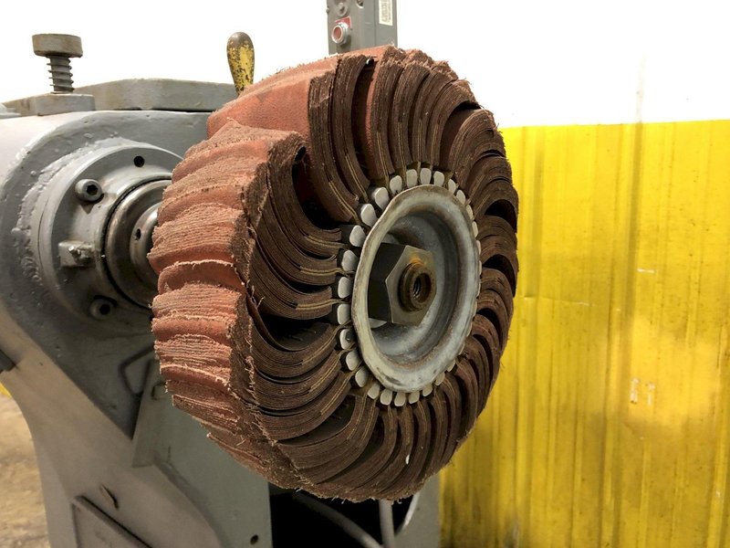 DIVINE BROTHERS MODEL #VCSV-7 BUFFER FINISHING MACHINE: STOCK 13399