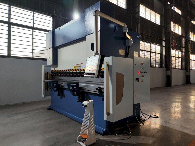 New MAQ WE67K-110X3700 Hydraulic Press Brake (#5928)