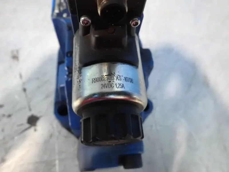 REXROTH DIRECTIONAL SPOOL VALVE  -  R901259521