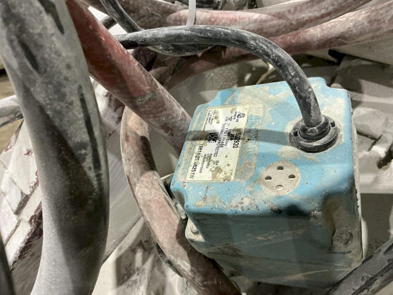 7.5 HP X 20" MK WET BRICK AND BLOCK SAW: YOBRO #25030