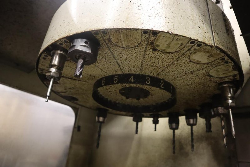 Haas VF-4 CNC Vertical Machining Center, 20 Station Carousel  Tool Changer, 7500 RPM Spindle, Chip Auger, Programmable Coolant- Auction Item