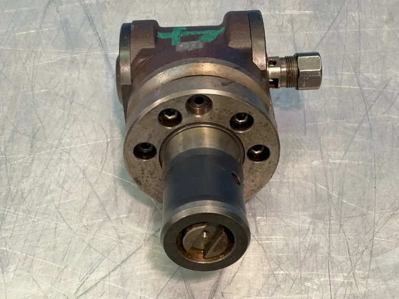 RIGHT ANGLE TOOL HOLDER